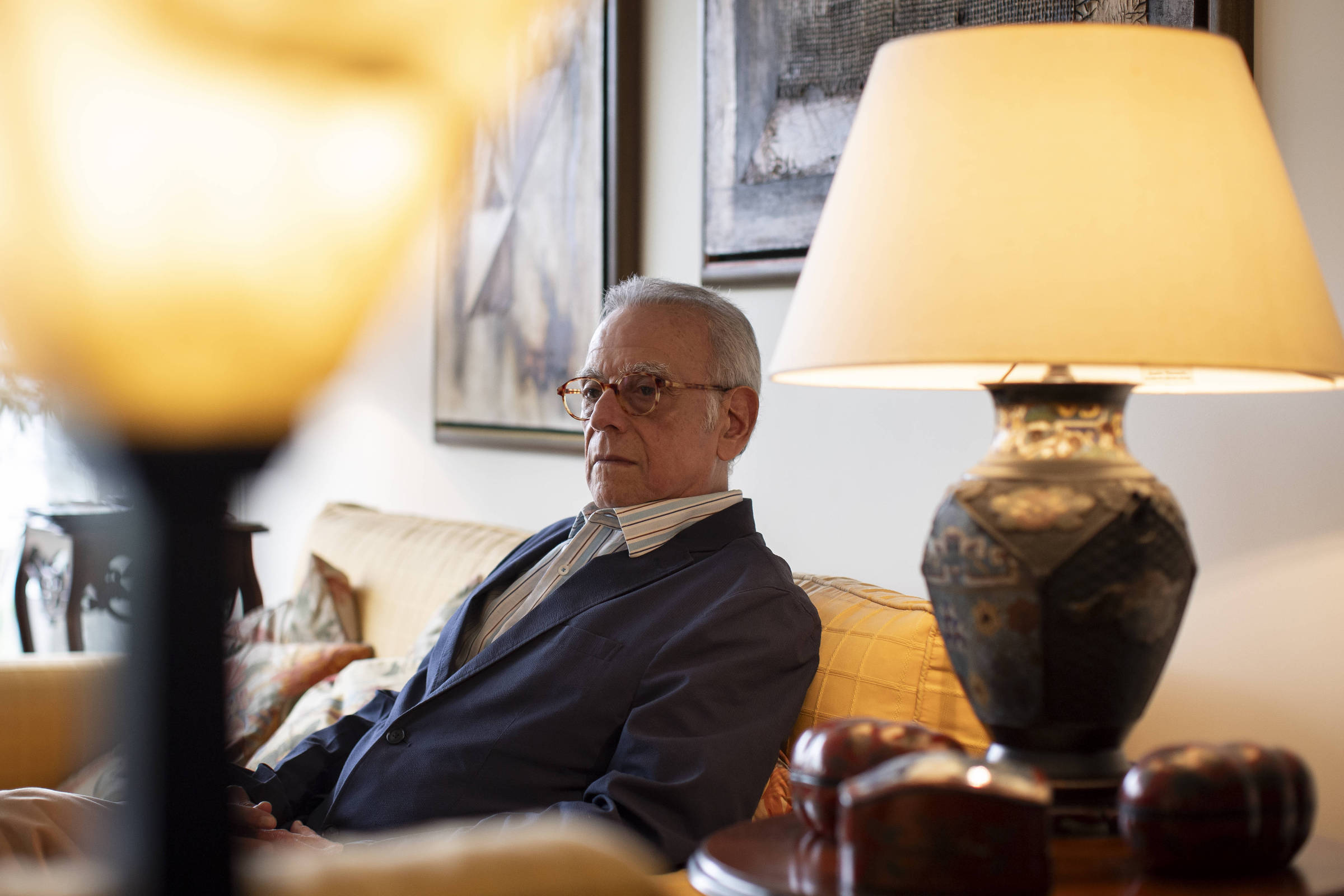 Apaixonado pelo piano, embaixador que dedicou 75 anos à música Apaixonado pelo piano, embaixador que dedicou 75 anos à música já não pode mais tocar