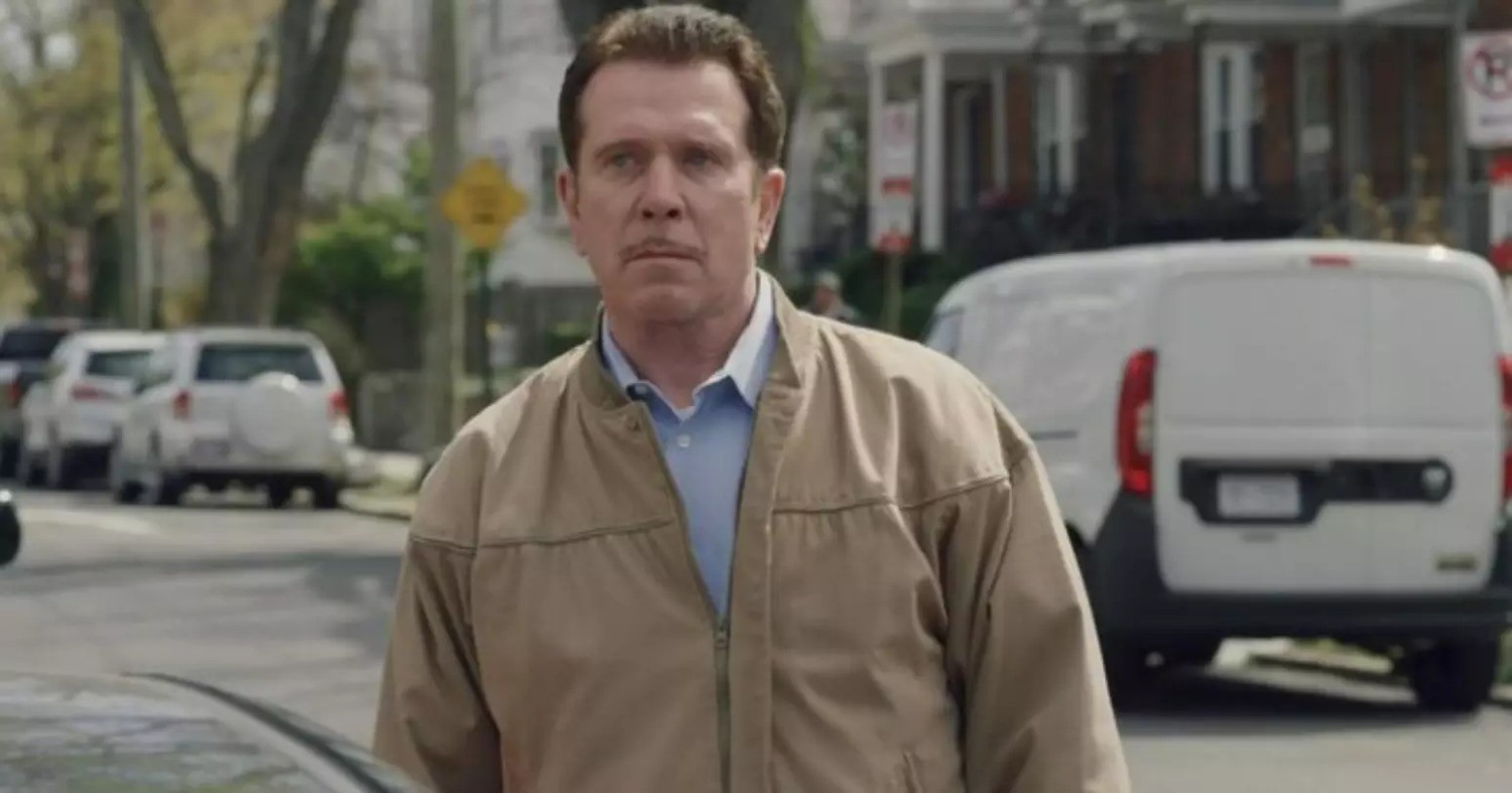 Ator Bobby J. Brown, de 'The Wire', morre em incêndio, aos 62 anos