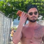 Dias após show no Super Bowl com Bad Bunny, Ricky Martin chega ao Rio para o carnaval