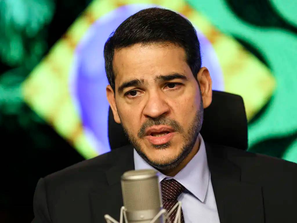 Governo deve enviar ao Senado indicação de Messias ao STF após o carnaval, diz Gleisi