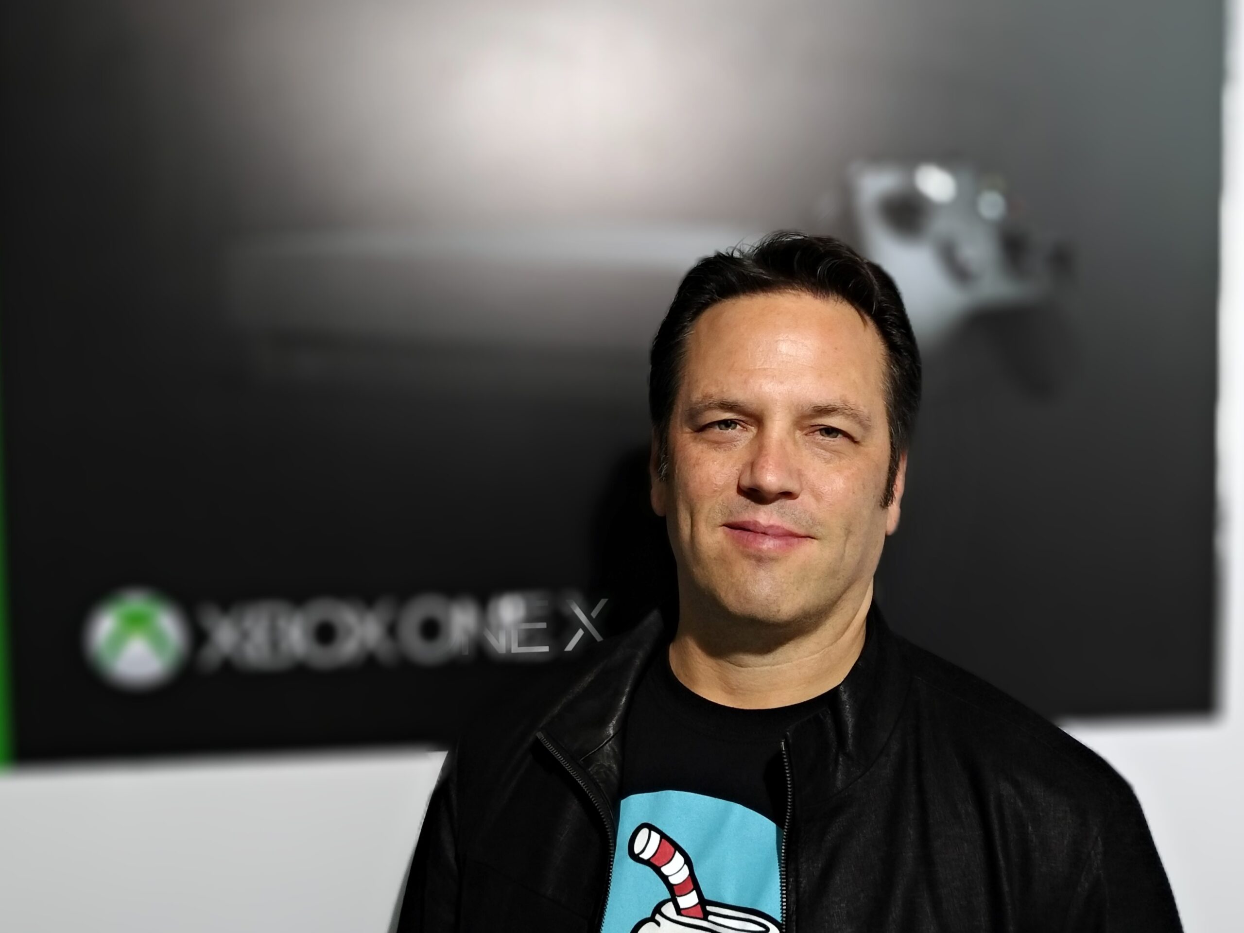 Phil Spencer deixa cargo de CEO da Xbox; cargo fica com executiva de IA da Microsoft
