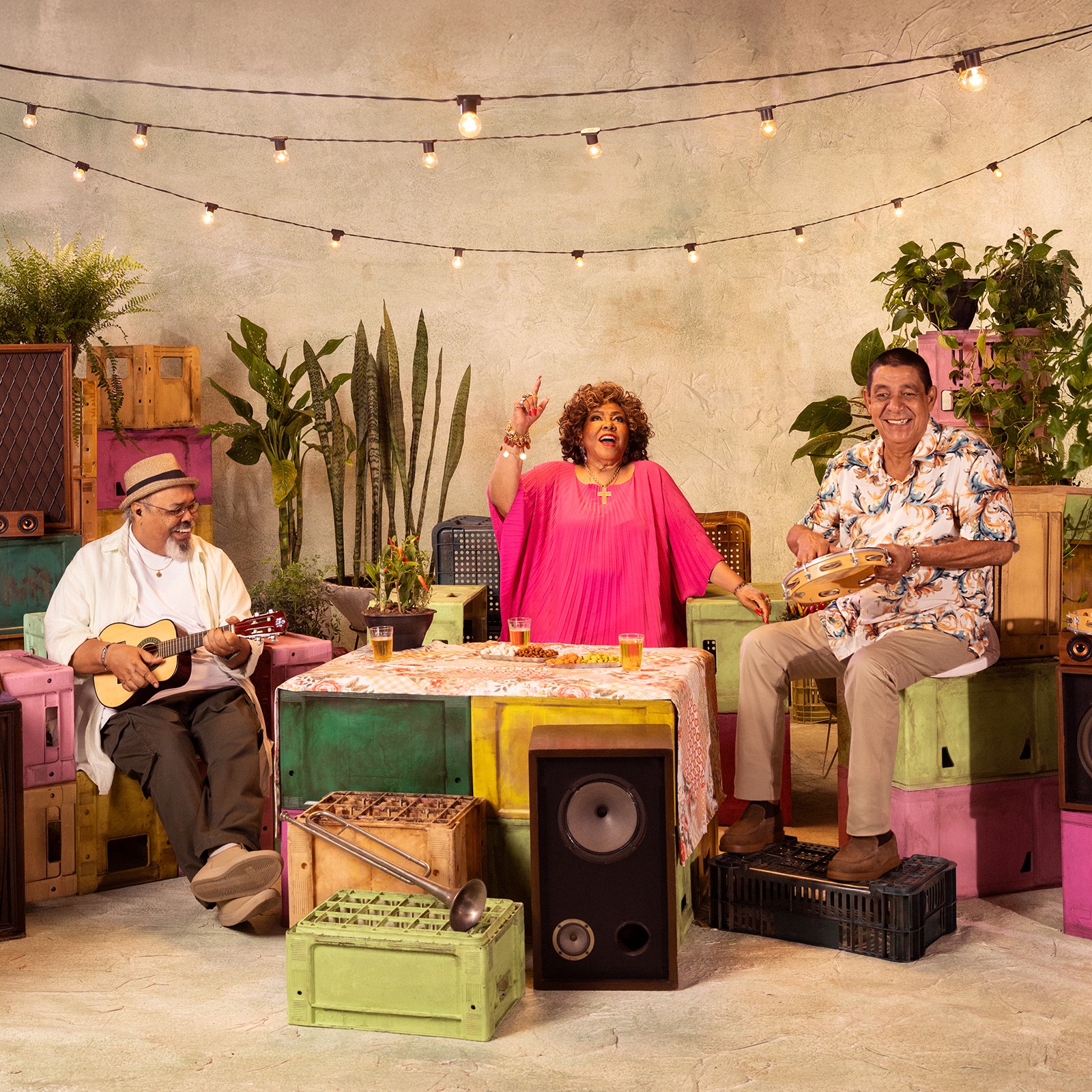 Show de Alcione, Jorge Aragão e Zeca Pagodinho reforça tendência de turnês em estádios com grandes encontros