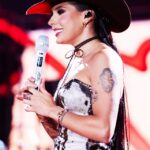 Ana Castela garante lugar no passado da música sertaneja com a sequência do álbum ao vivo 'Herança boiadeira'