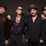 Capital Inicial celebra Renato Russo no Rock in Rio 2026, 30 anos após a morte do cantor, durante turnê 'Música urbana'