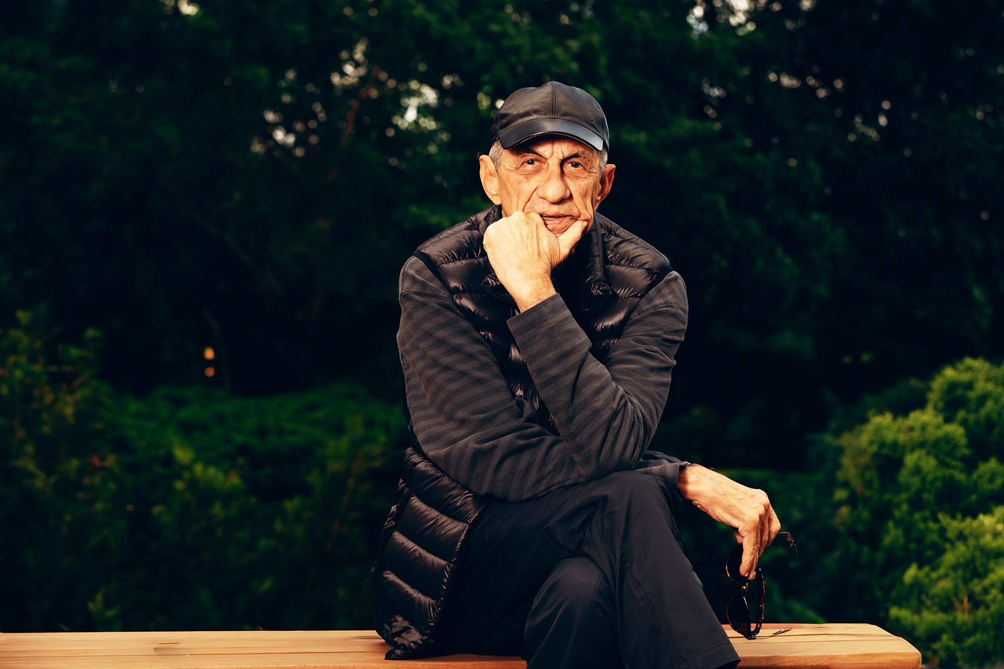 Falta a Fagner o balanço da bossa, mas álbum arranjado por Roberto Menescal é correto e apaga o vexame de show