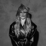 Luísa Sonza indica com 'Fruto do tempo' que a imersão no cancioneiro da bossa nova ecoará no álbum 'Brutal paraíso'