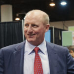 Sucessor de Buffett promete usar toda sua remuneração para comprar ações da Berkshire