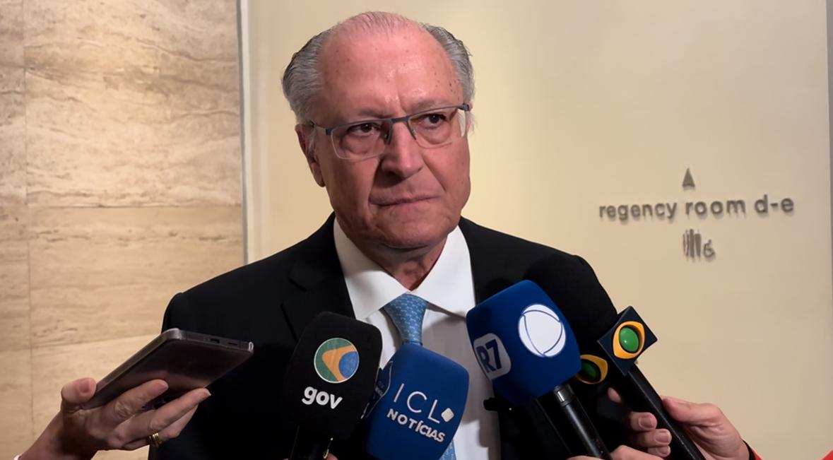 ‘A gente não escolhe como servir’, diz Alckmin ao ser perguntado sobre vice de Lula
