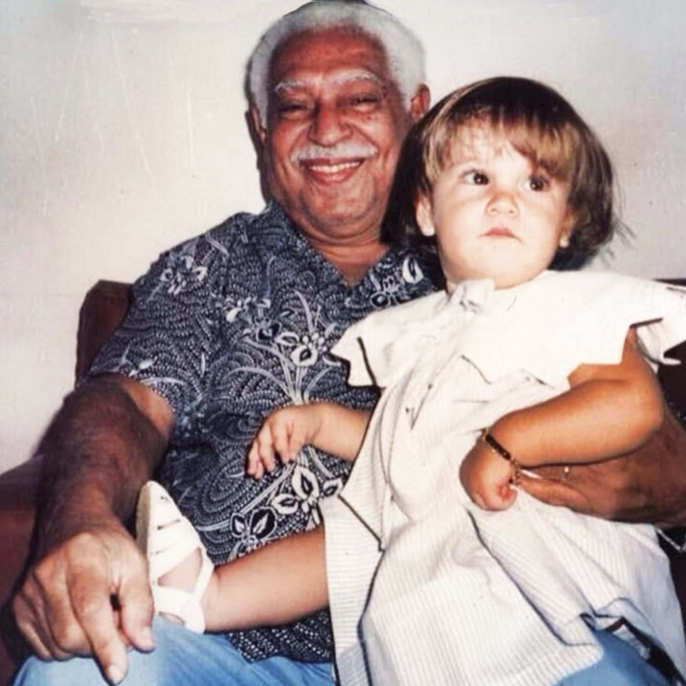 Alice 'puxa a rede' da família Caymmi ao dar voz ao 'Canto de Obá' no álbum em que recria a obra do avô Dorival