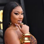 Megan Thee Stallion passa mal durante peça 'Moulin Rouge' na Broadway: 'Fiquei assustada'