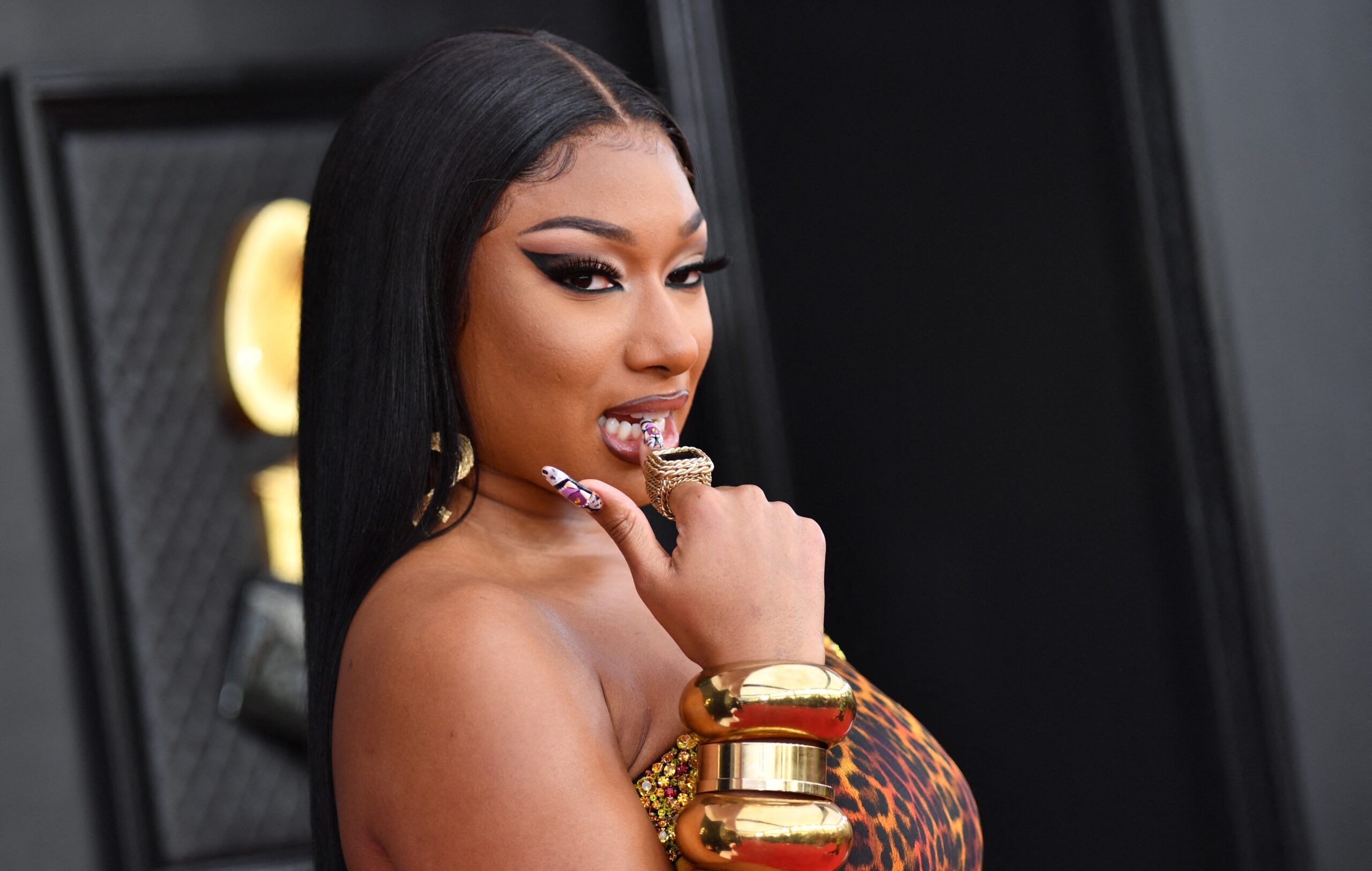 Megan Thee Stallion passa mal durante peça 'Moulin Rouge' na Broadway: 'Fiquei assustada'