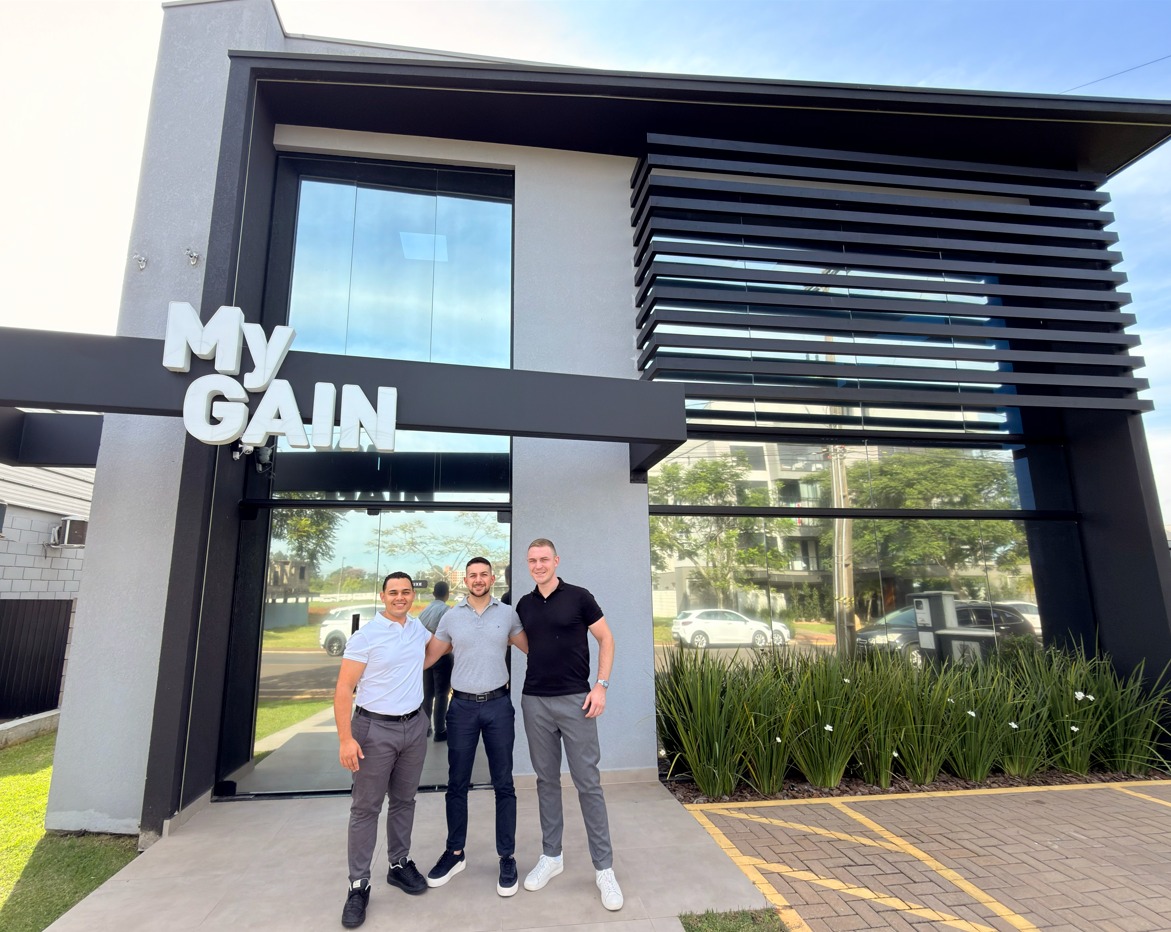 My Gain aposta na combinação técnica e comportamento para a formação de traders