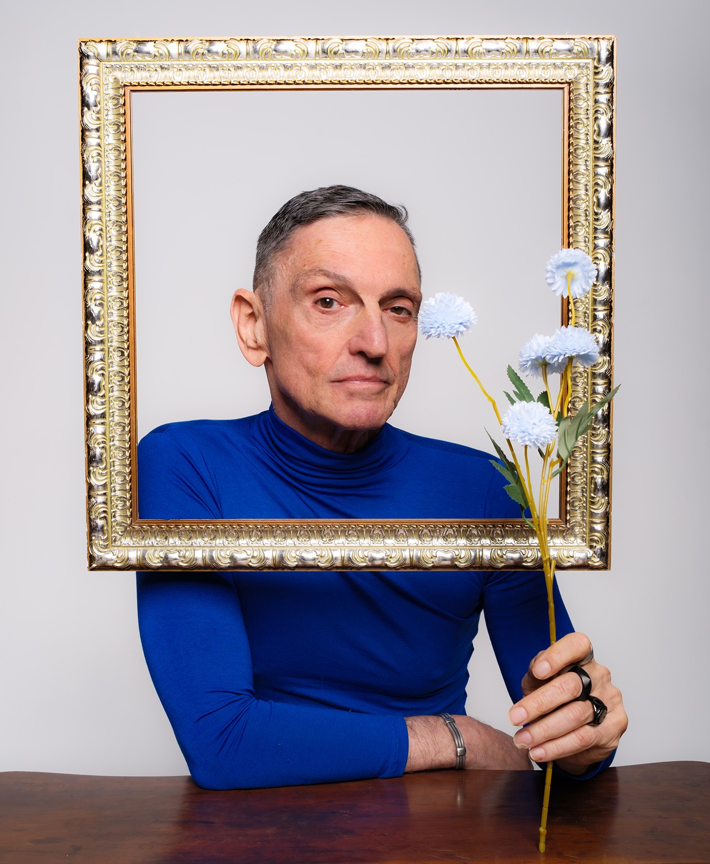 Paulo Miklos canta Beto Guedes, Criolo, Paulo Diniz, Rita Lee e Sérgio Sampaio no álbum de intérprete 'Coisas da vida'