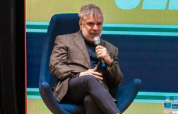 Dono da Riachuelo critica fim da escala 6×1 e diz que “custo vai subir de 18% a 20%”
