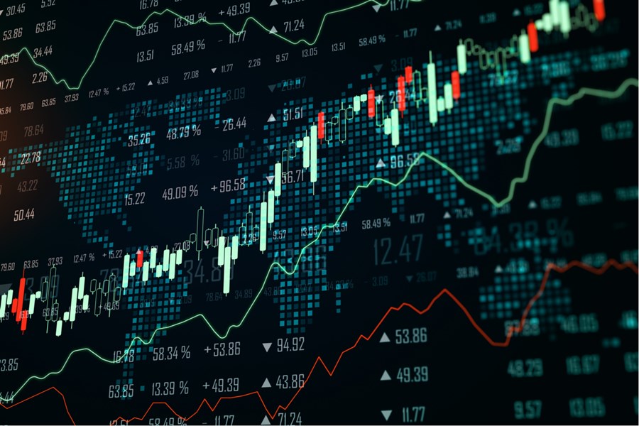 Ibovespa sobe com exterior, enquanto monitora encontro EUA-China e política no Brasil
