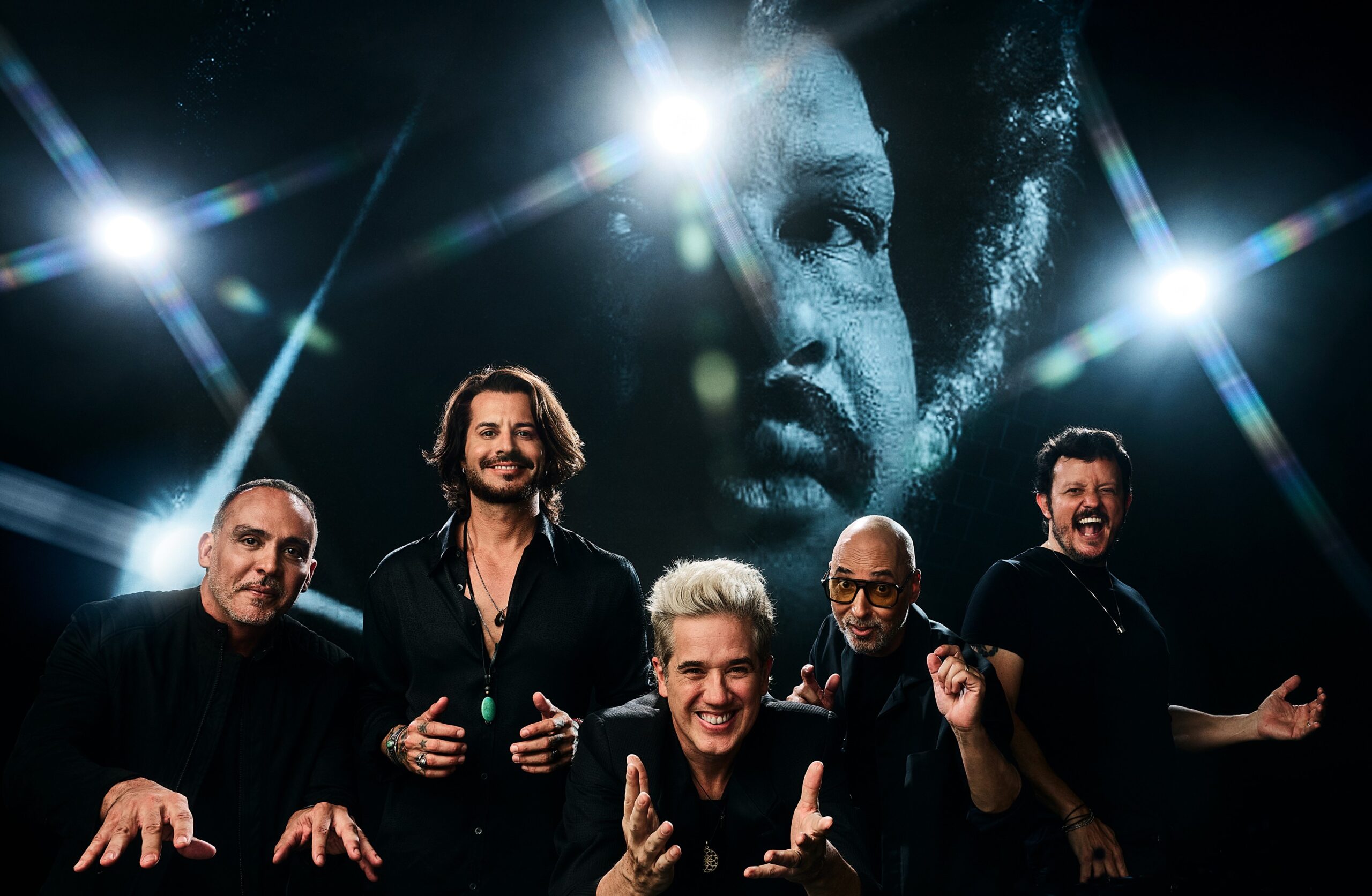 Jota Quest canta Tim Maia em inglês, em feat com Jota Quest canta Tim Maia em inglês, em feat com Mãeana, no álbum em que o grupo grava músicas do compositor