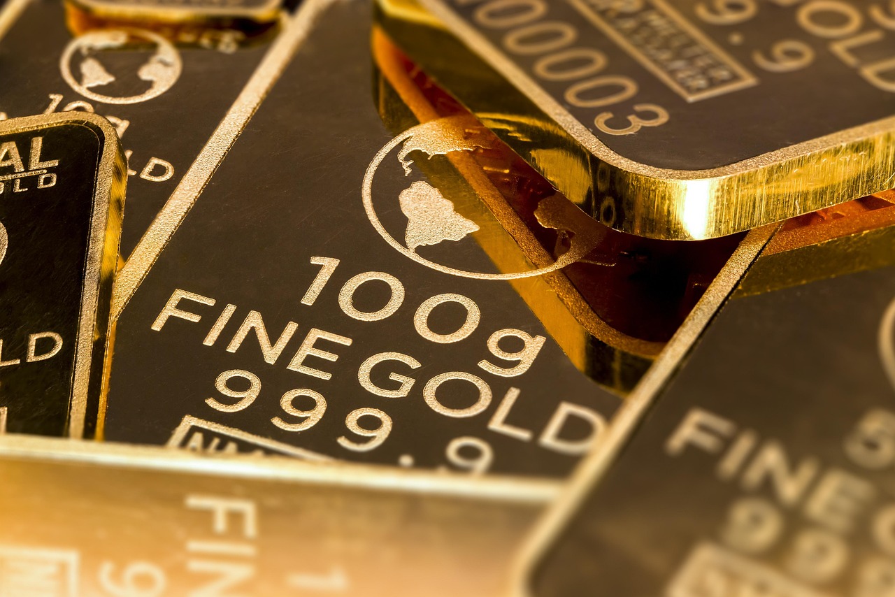 Ouro fecha em alta com demanda de BCs apesar de Ouro fecha em alta com demanda de BCs apesar de inflação; prata avança 4% com China