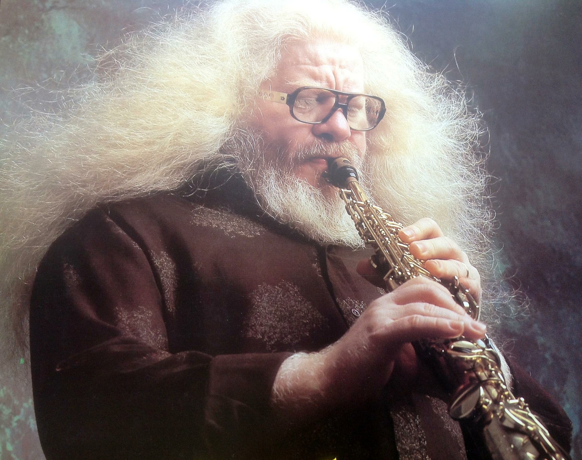 Hermeto Pascoal, que faria 90 anos, resiste na memória nacional Hermeto Pascoal, que faria 90 anos, resiste na memória nacional como símbolo da música livre e inclassificável