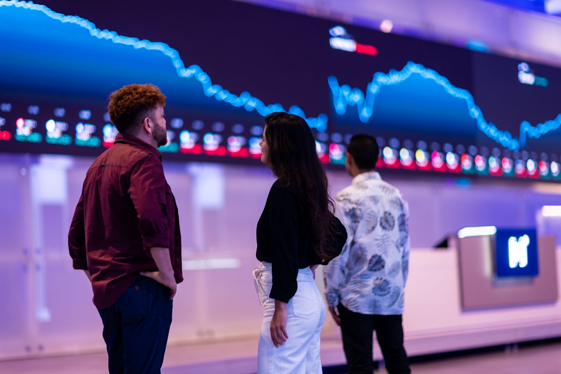 Ibovespa Futuro avança na volta do feriado com foco no payroll e nas tensões no Irã