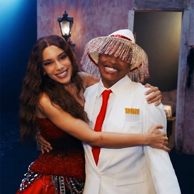 Anitta faz ‘Feitiço’ com Mart’nália no álbum ‘Equilibrium II’ Anitta faz 'Feitiço' com Mart'nália no álbum 'Equilibrium II'