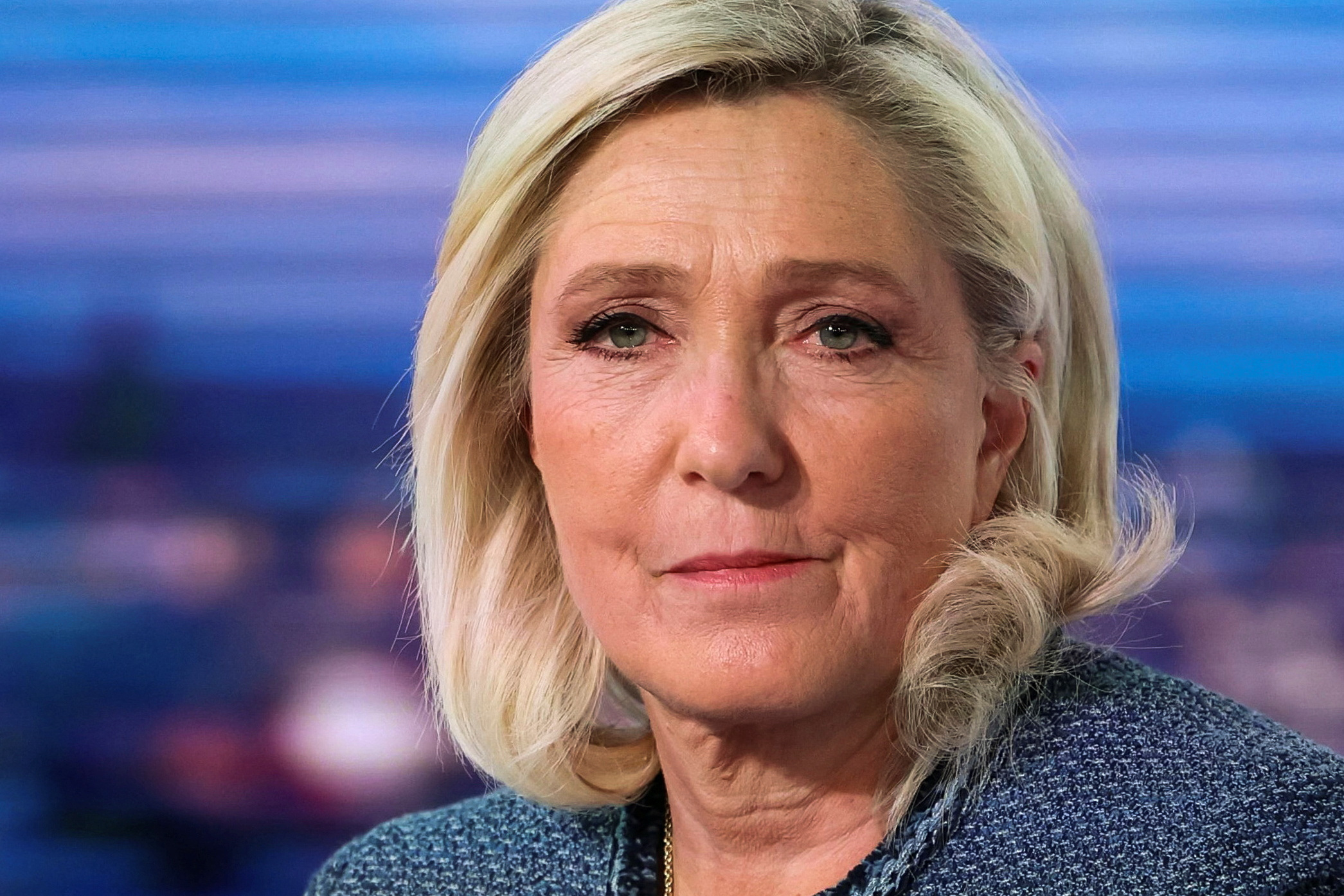 Le Pen diz que vai disputar a Presidência da França em 2027