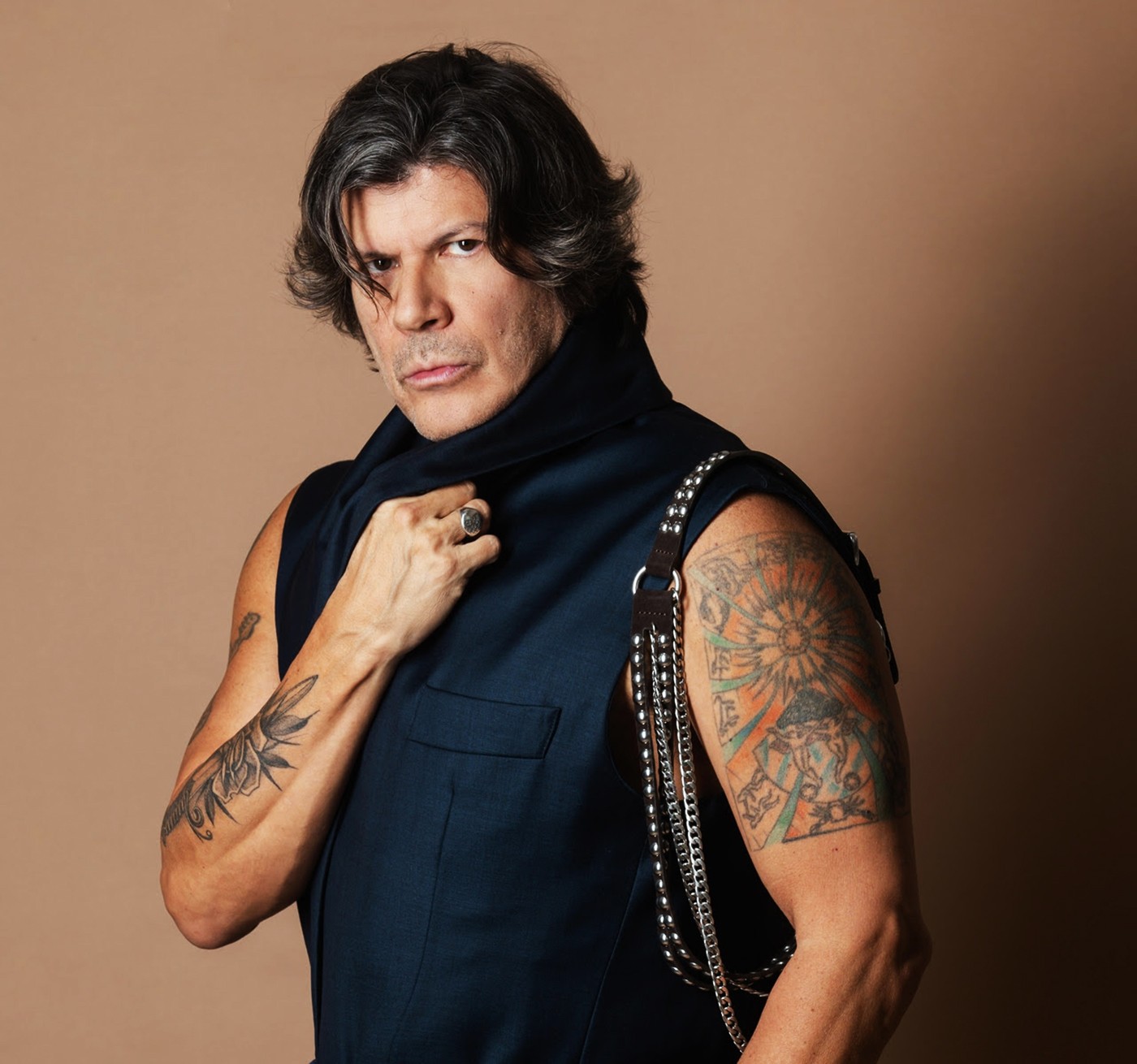 Paulo Ricardo grava show 'Reinventar' na estreia em São Paulo com roteiro parecido com o da turnê anterior 'XL'...