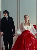 'O morro dos ventos uivantes' estreia: quais as diferenças entre o livro clássico e o novo filme?