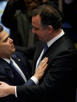 Alcolumbre se entusiasma com Pacheco no STF - 10/10/2025 - Poder