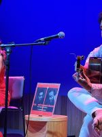 Aline Paes e Pedro Franco brincam a sério no ritmo dos afrosambas em show que festeja os 60 anos do disco de 1966