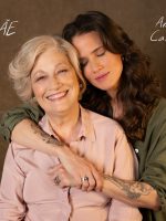 Ana Cañas acerta as contas com a mãe, Dona Carmen, em canção confessional de letra escrita 'com o coração na mão'