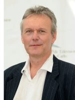 Anthony Head, ator de 'Buffy, a Caça-Vampiros' e 'Ted Lasso', morre aos 72 anos