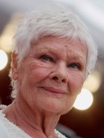 Aos 90 anos, Judi Dench revela que problema ocular a Aos 90 anos, Judi Dench revela que problema ocular a impede de reconhecer amigos