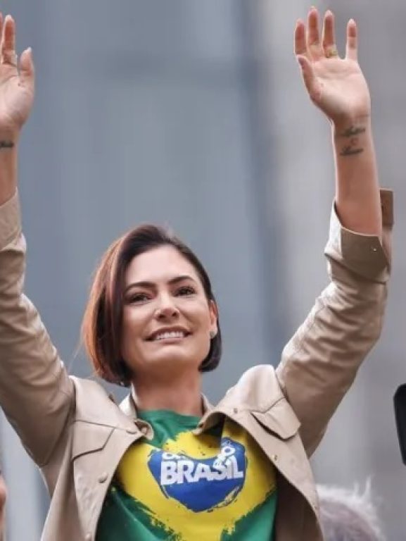 Após ausência em ato bolsonarista, Michelle diz que passou por uma ‘pequena cirurgia’