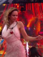 Após dança de Ana Paula no ‘BBB’, ‘World, hold on’ Após dança de Ana Paula no 'BBB', 'World, hold on' renasce... Mas por que este hit é tão chiclete?