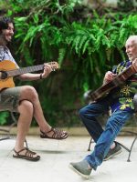 Após validar a bossa de Luísa Sonza, Roberto Menescal endossa Após validar a bossa de Luísa Sonza, Roberto Menescal endossa o balanço do samba de Muca no álbum 'Beleza'