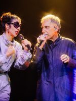 Arnaldo Antunes grava o show ‘Novo mundo’ em São Paulo Arnaldo Antunes grava o show 'Novo mundo' em São Paulo com feats com Marisa Monte e Ana Frango Elétrico
