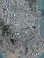 Ataque a ilha Kharg amplia risco para oferta global de petróleo