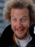 Ator de 'Esqueceram de Mim' é acusado de contratar serviços de prostituição nos Estados Unidos