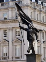 Autoridades de Londres não vão remover estátua de Banksy instalada perto do The Mall