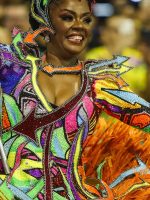 Brasileiros históricos serão homenageados no 2º dia de desfile em SP