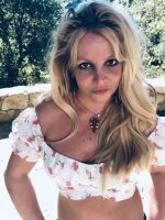 Britney Spears é liberada após ser detida por dirigir embriagada ou sob efeito de substâncias, diz site