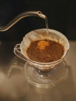 Cafeteria e escola de baristas adota escala 4×3 e aumenta faturamento em 35%