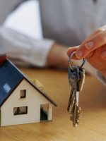 Casa própria em tempos de juro alto: comprar agora ou Casa própria em tempos de juro alto: comprar agora ou esperar?