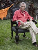 Cinema brasileiro ficou brocha e sem imaginação, diz Neville D´Almeida