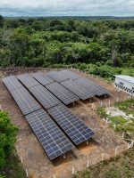 Como painéis solares e baterias estão mudando a rotina na Amazônia