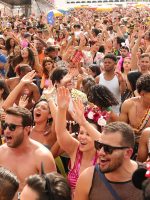 DF Folia promete entregar o maior carnaval da história do DF Folia promete entregar o maior carnaval da história do quadradinho