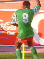 Da dança do pombo ao Makossa de Roger Milla: músicas Da dança do pombo ao Makossa de Roger Milla: músicas que viraram comemorações em Copas do Mundo