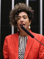 Deputada do PSOL denuncia à PF ameaças de morte e ofensas misóginas e racistas