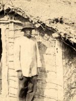 Espetáculo em São Paulo retrata histórias da Guerra de Canudos