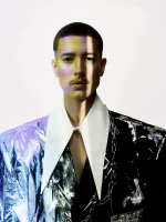 Fitti estreia show que antecipa o tom ‘trans-nordestino’ do álbum Fitti estreia show que antecipa o tom 'trans-nordestino' do álbum em que o cantor interpreta Ney Matogrosso